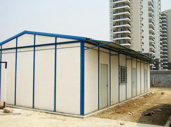 用彩鋼板搭建活動板房有什么優(yōu)勢？